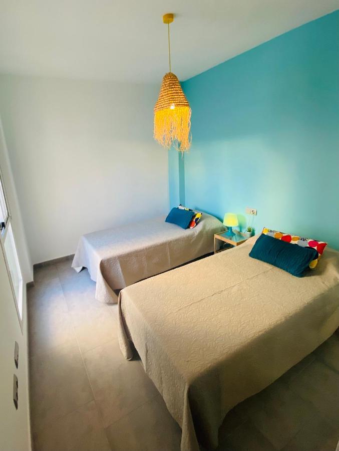 Apartamentos Chuita Playa مالقة المظهر الخارجي الصورة