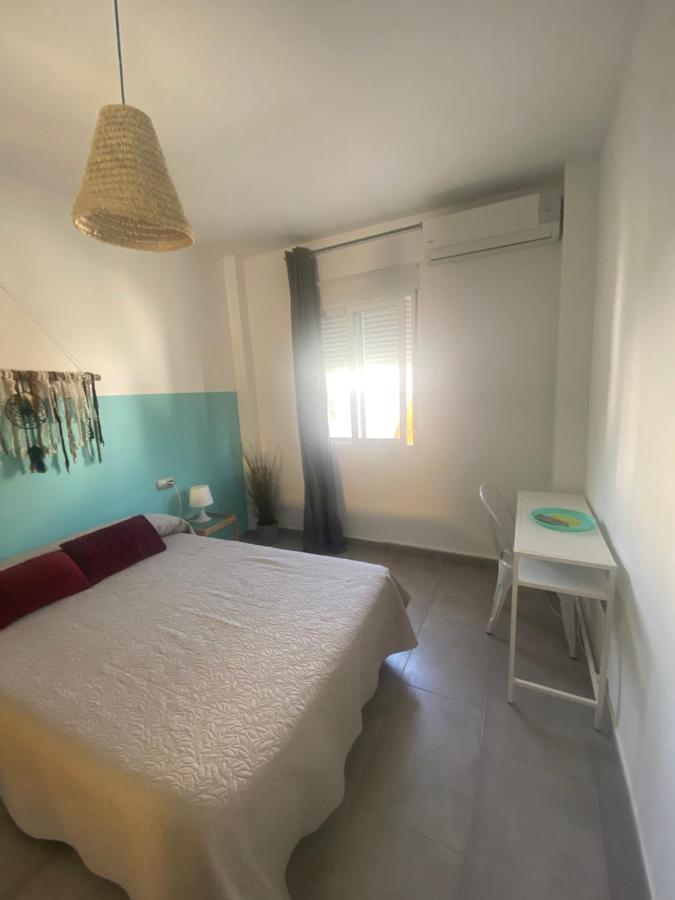 Apartamentos Chuita Playa مالقة المظهر الخارجي الصورة