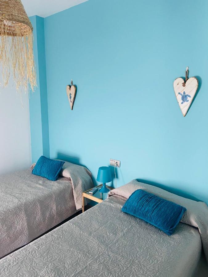 Apartamentos Chuita Playa مالقة المظهر الخارجي الصورة